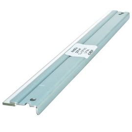 Купить Лезвие чистящее Kuroki для HP CLJ CP1215/1518/2025, Pro 400 (30076/LP164) по лучшей цене