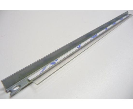 Купить Лезвие дозирующее VEAYE HP LJ P1005/1006/1007/1008/1505/1566/1606/1102/M1120/1522/1132/1212/Canon LBP3010/3020/3100/6000/6200/MF-4410/4430/4450/4550/4570/4580/435A/436A/278A/285A/Canon 712/725/726/728, с клейкой основой! по лучшей цене