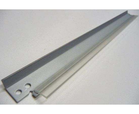 Купить Лезвие очистки (ракель) VEAYE Samsung ML-1660/1661/1665/1667/1675/1676/1860/1861/1865/1866/SCX-3200/3205/3207/HP LJ 107/135/137/MLT-D104A/ML-D1043S/W1106A, длина 252мм! по лучшей цене